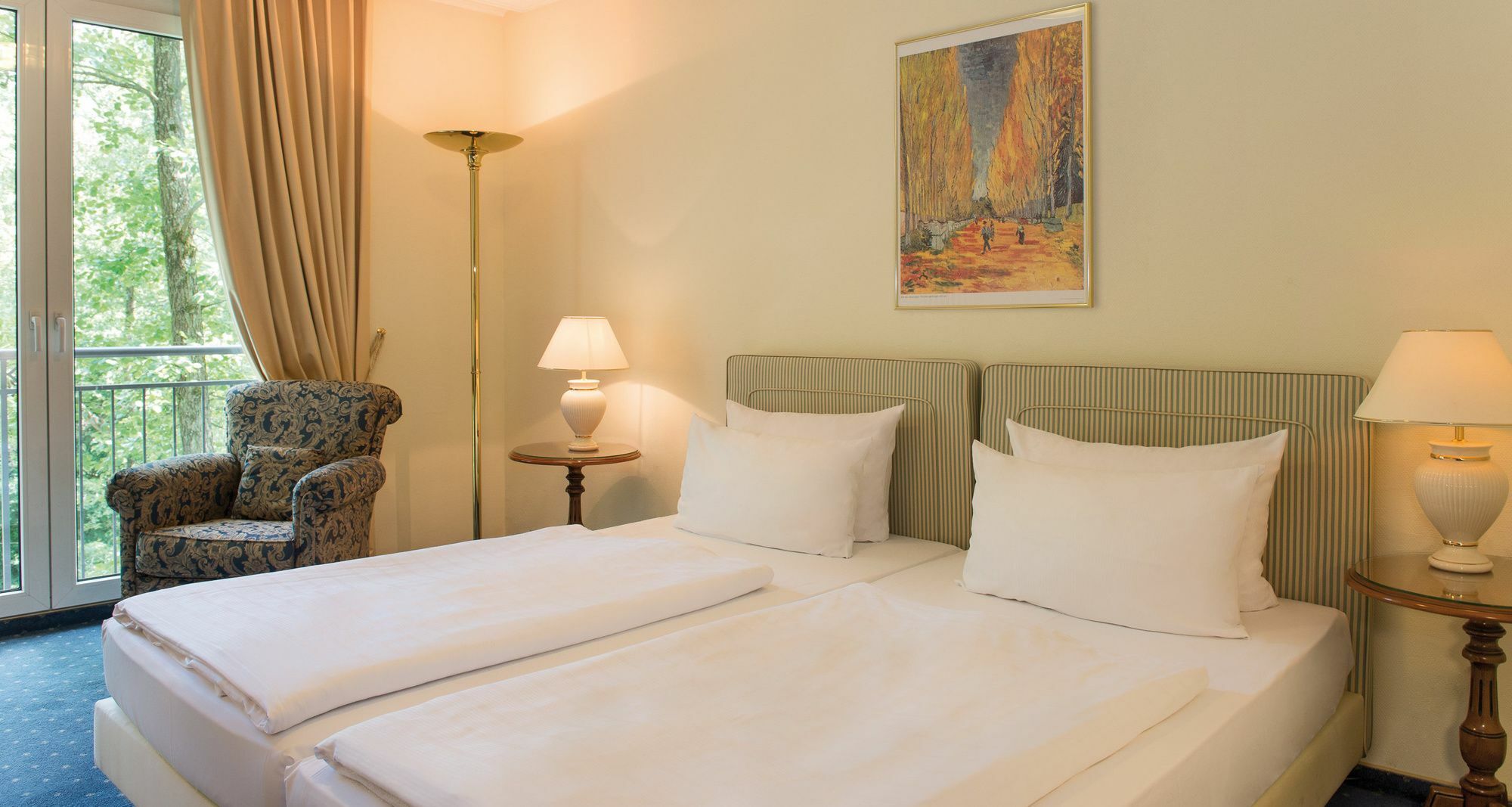 วิคตอร์ เรซิเดนซ์-โฮเทล ซาร์บรุคเคิน Hotel ซาร์บรึคเคน ภายนอก รูปภาพ